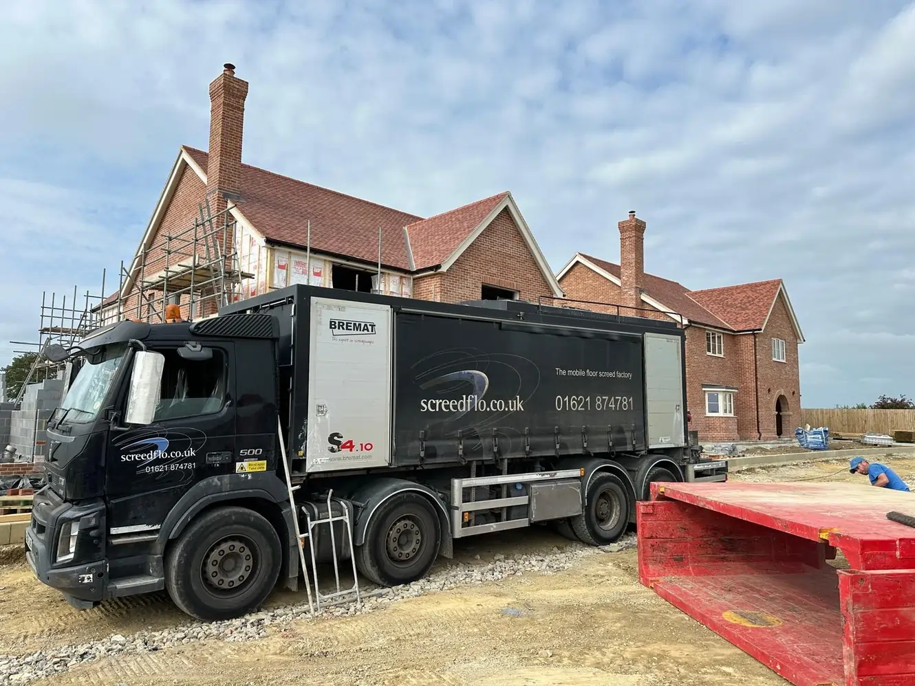 Screedflo lorry on a residential house during construction stage