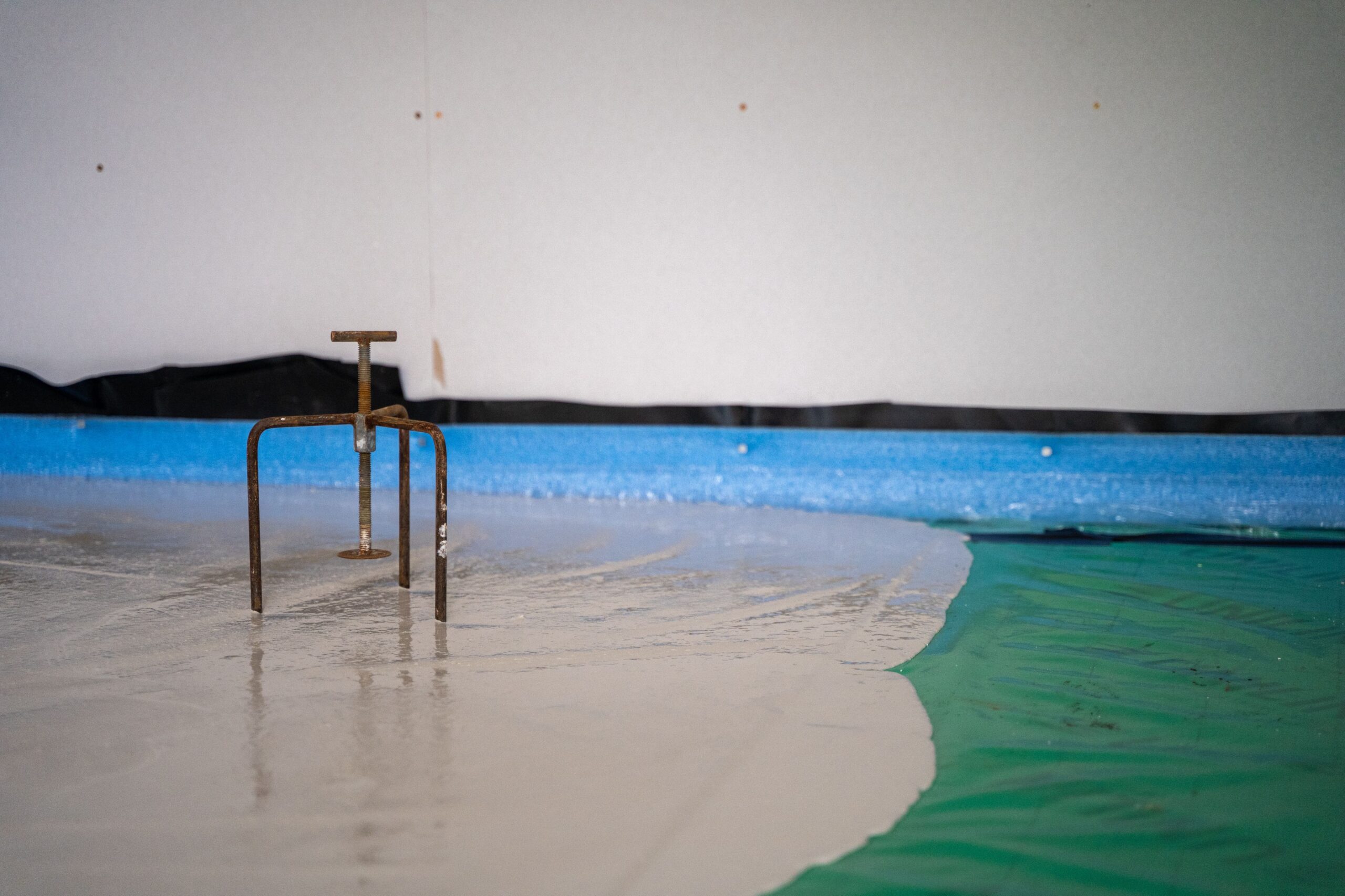 photo of screed being poured