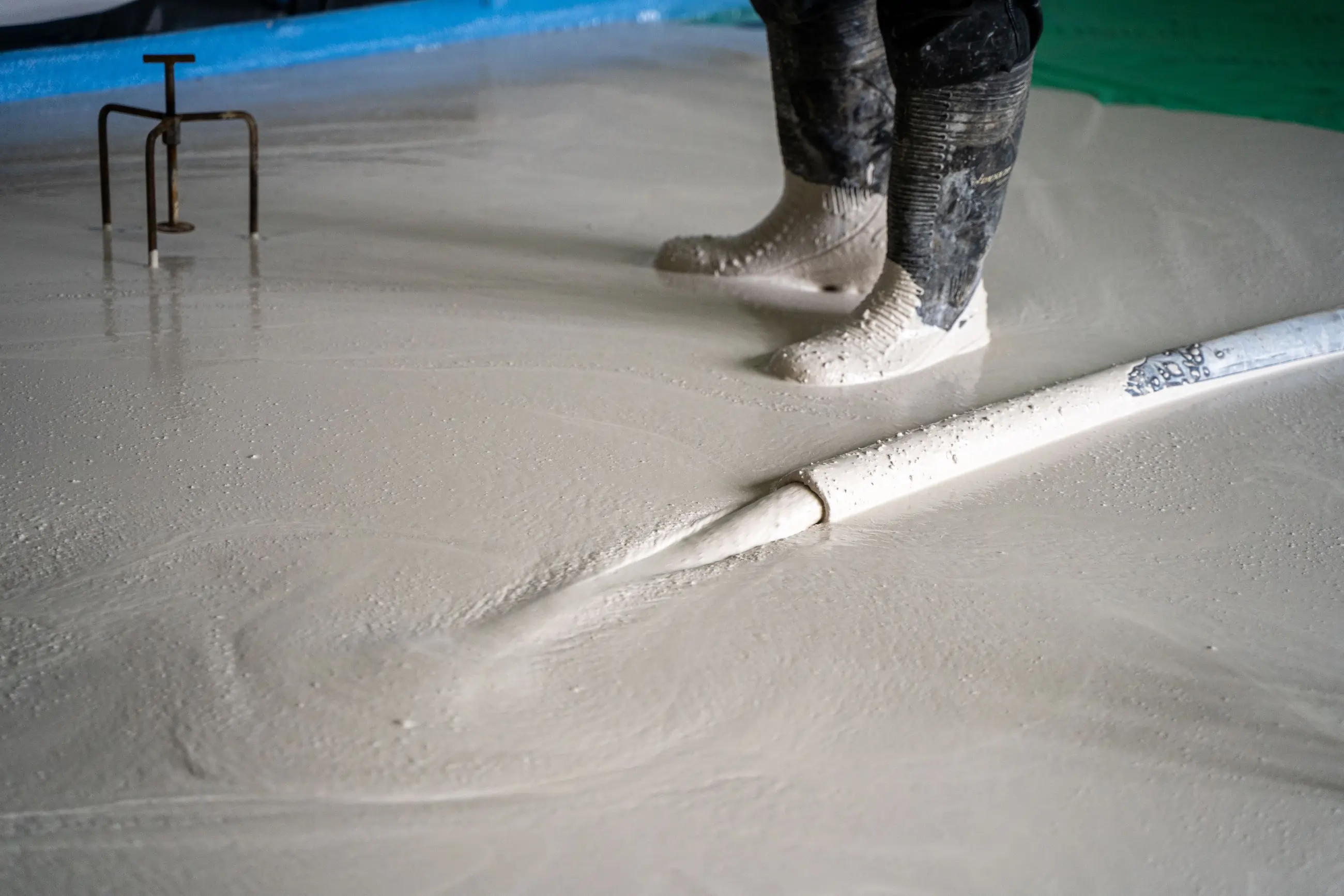 photo of screed being poured